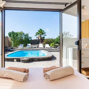  Villa Arriba Spain